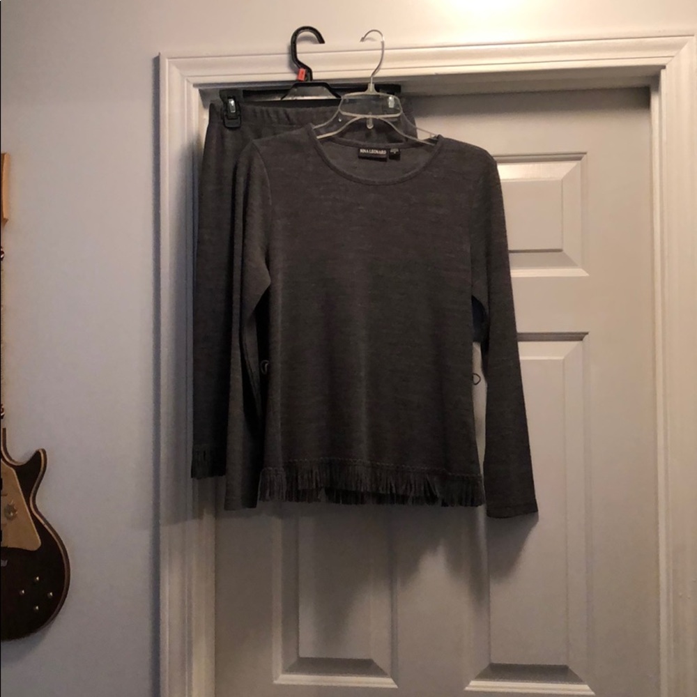 Skirt/Sweater Set - Gray